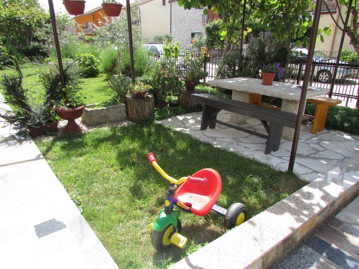 Mirela House With Apartment Umago Exterior foto